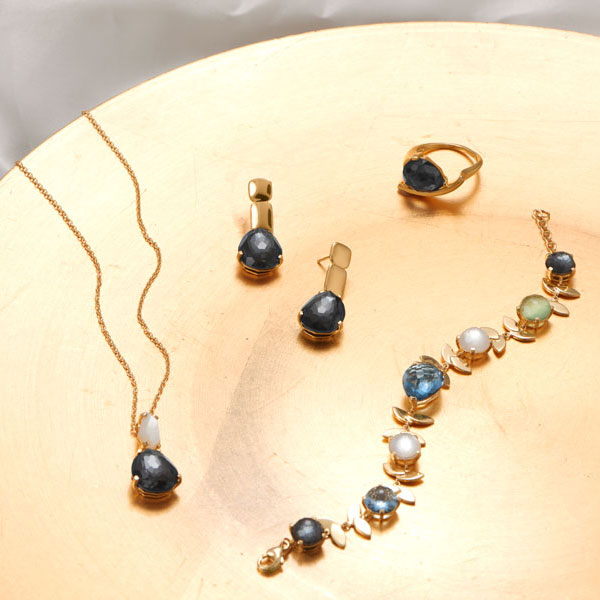 16" + 2" 14 Karat Gold Plated Mother of Pearl and Hematite Necklace