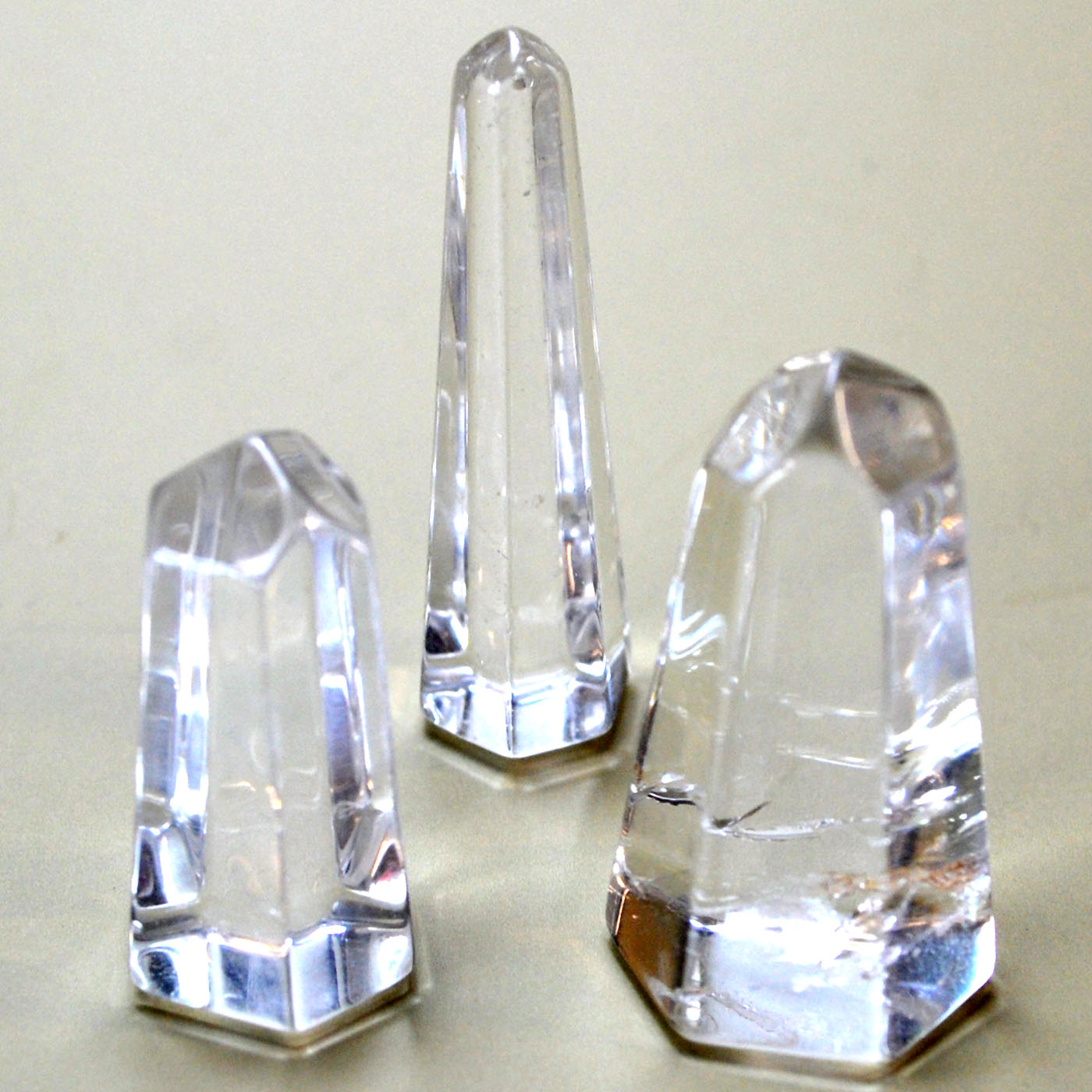 1"- 1.5" Quartz obelisk